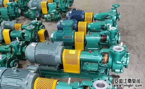 工業水泵